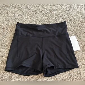 NWT Athleta Pacesetter High Rise 4" Shortie Black Size XL Yoga Athletic Shorts